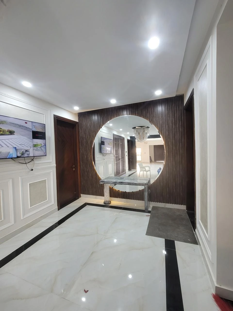 Project gallery image 13